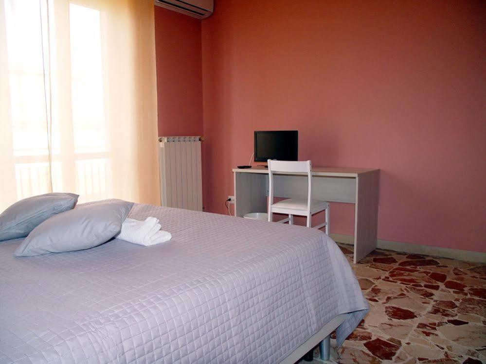 B&B Don Pedro Riposto Esterno foto