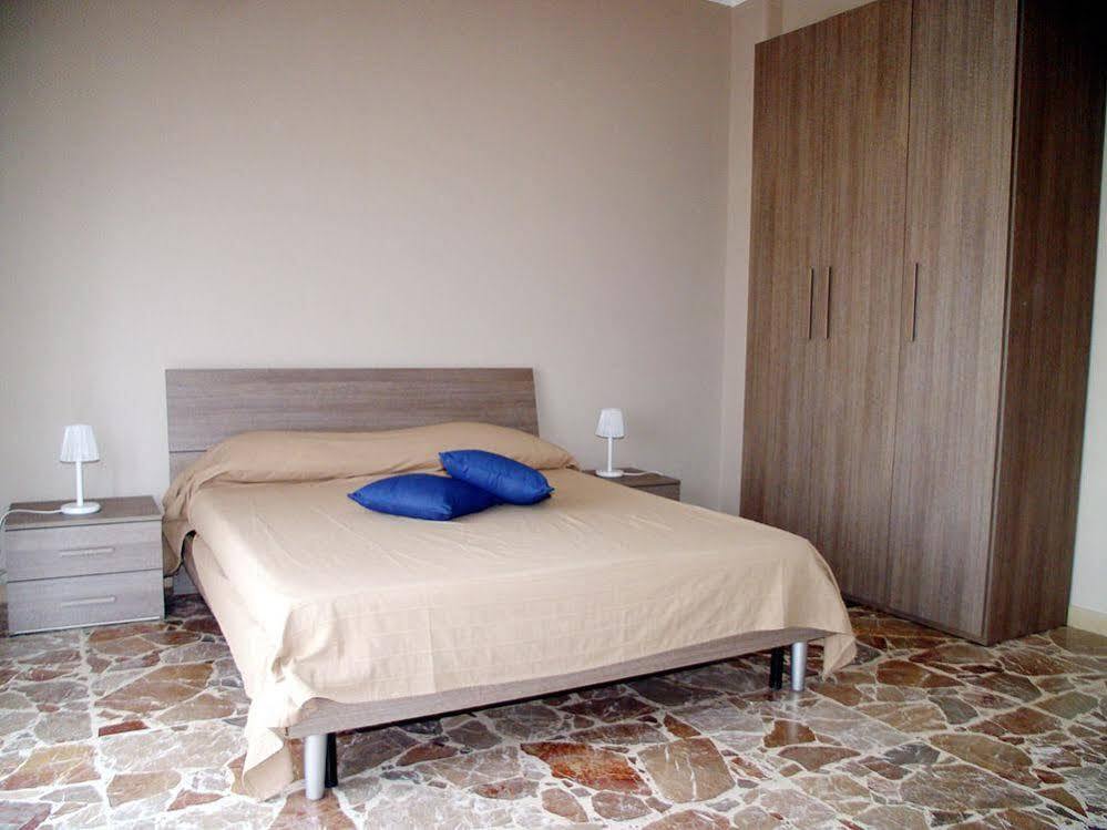 B&B Don Pedro Riposto Esterno foto
